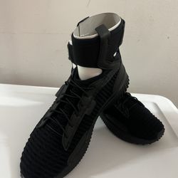 Puma Women's X Fenty By Rihanna Fenty Trainer Mid Trainers in Black size 9 NIB