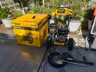 Dewalt  Pressure Washer 3600Psi  Used like New Condition