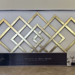 GOLD METAL WALL DECOR (20” x 40”)