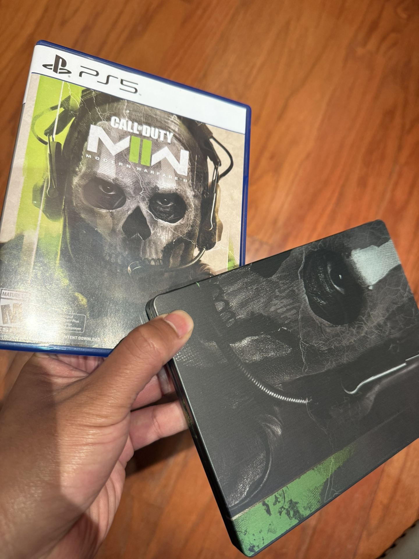 Call Of Duty Modern Warfare 2 w/ Steelbook (PS5)