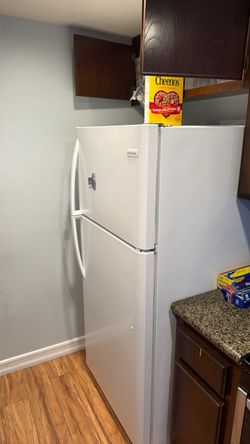 Frigidaire refrigerator