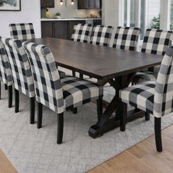 Custom Designed Farmhouse Dining Tables. 