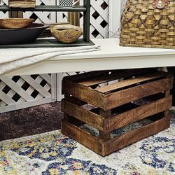 Creamy white farmhouse bench 🤍