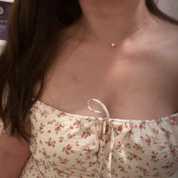 18K Gold Diamond Necklace 