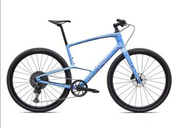 His and Hers Specialized road bikes - Sirrus X