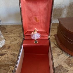 Vintage antique ballerina music box