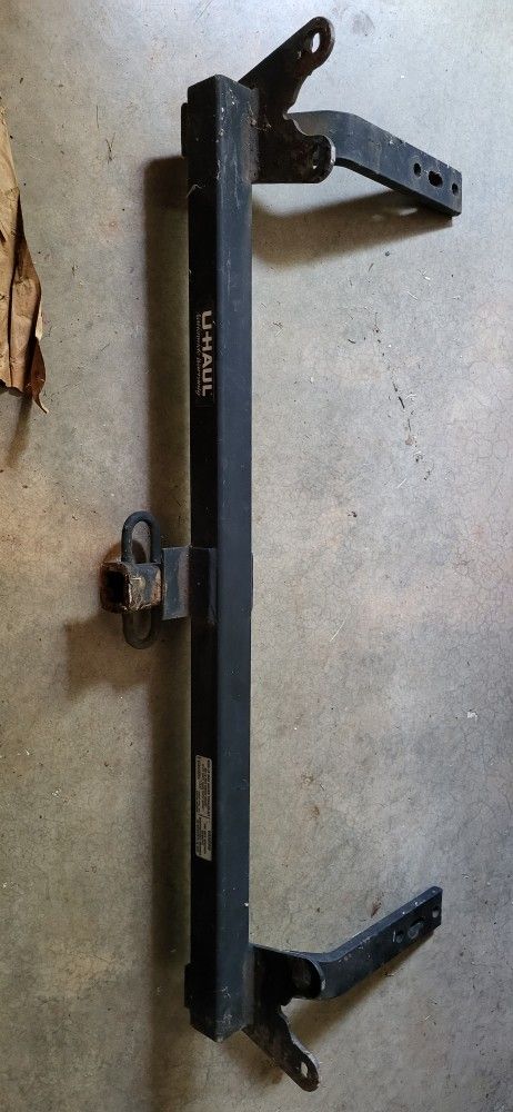 Draw-Tite Hitch 02203 V5 Should work for certain Mid Size Truck / SUV e.g. Chevy, Dodge & more