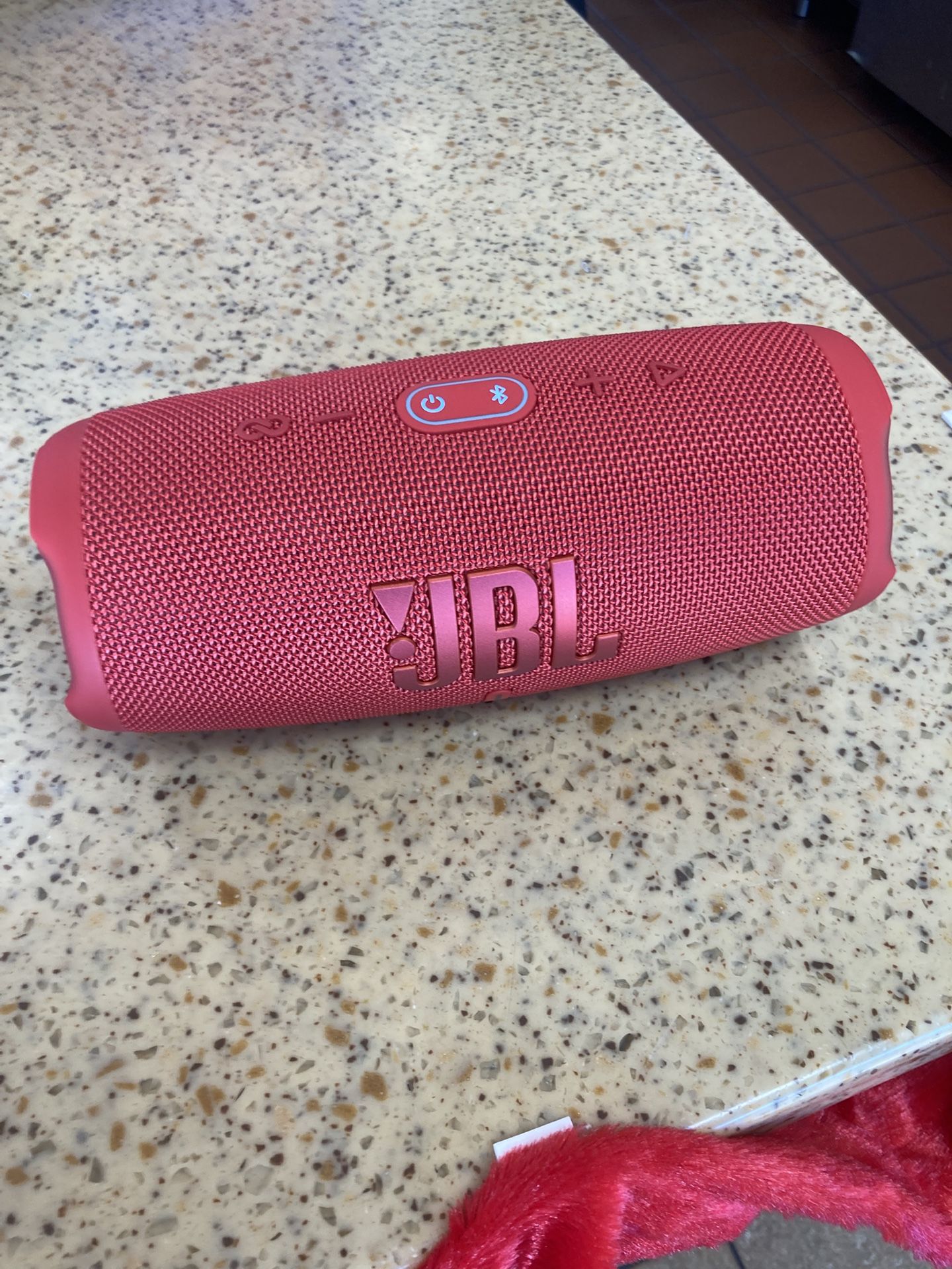 JBL CHARGE 5 BLUETOOTH SPEAKER•NEW•