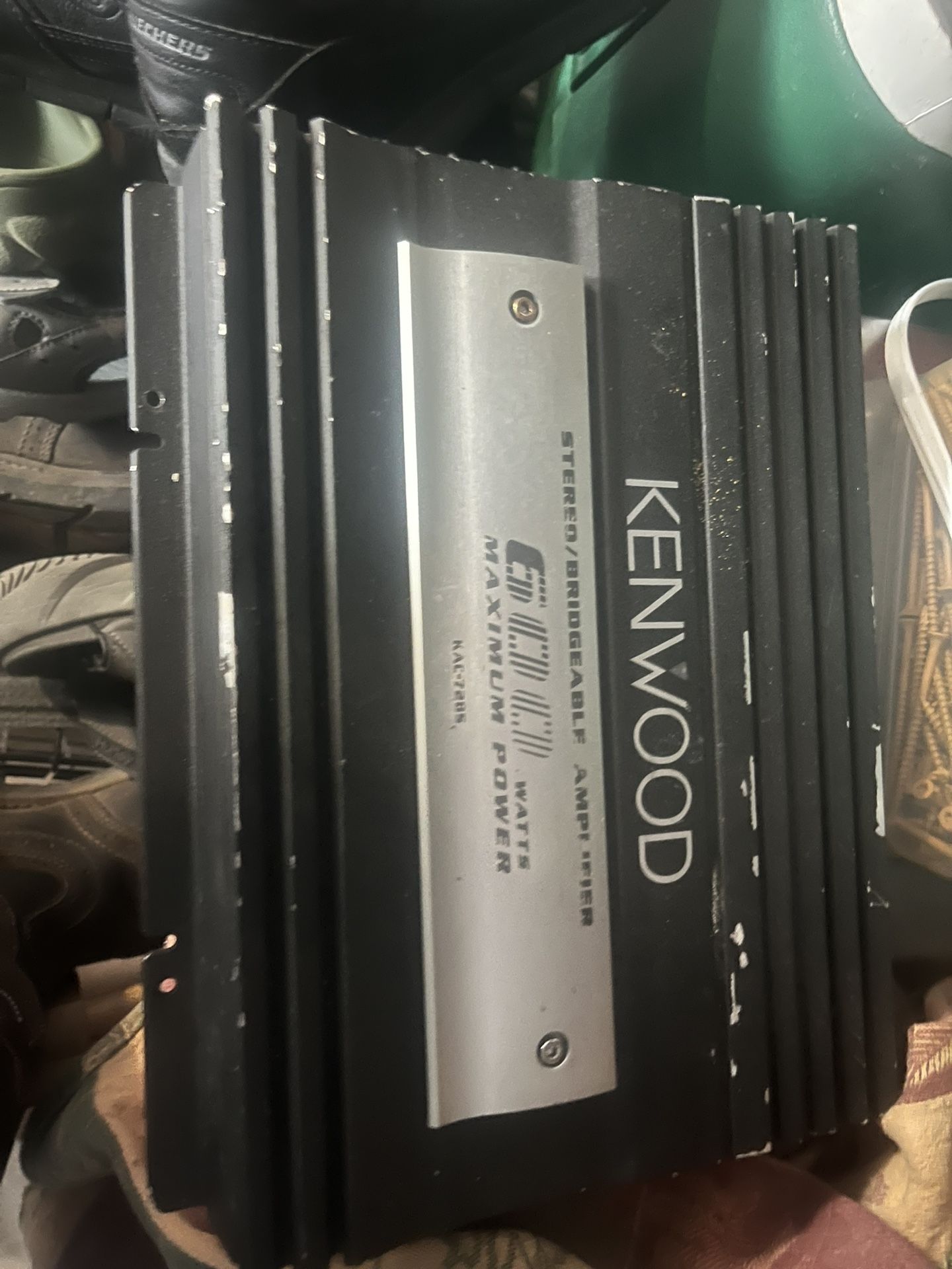 Kenwood 600 watt Maximum Power Amplifier