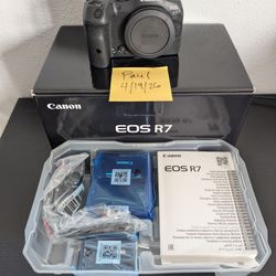 NEW Canon EOS R7 Camera Body