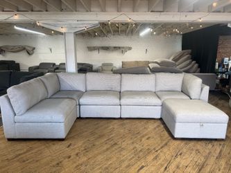 Delivery Available Costco gray 6pc modular sectional sofa couch retails 2200