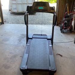 Pro-form Xp 650E Treadmill 