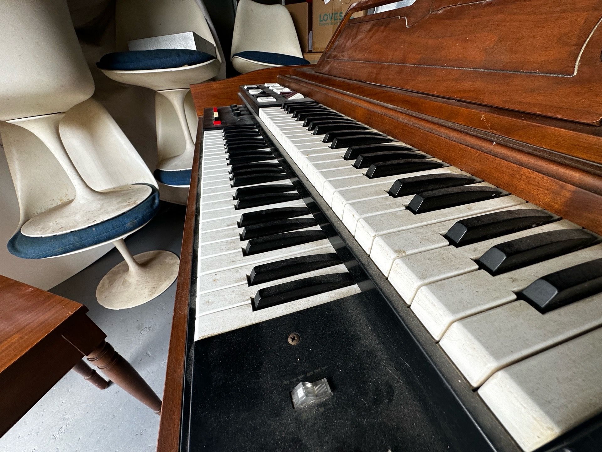 1970s LOWREY ORGAN 🎼🎵🎹 $FREE Works fine