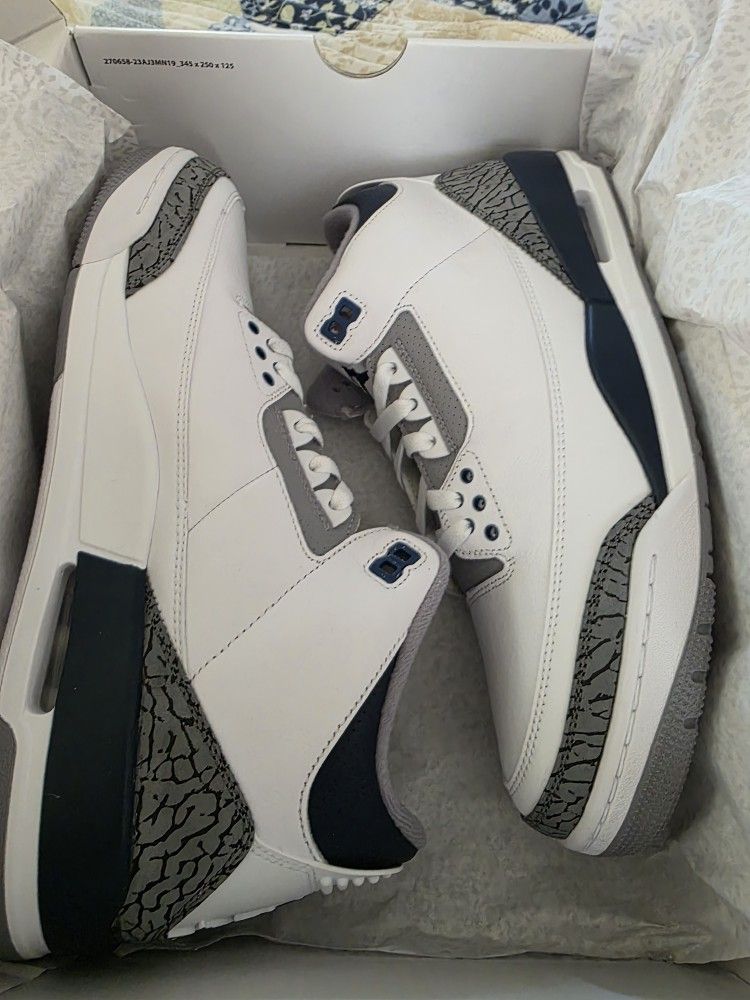 Jordan 3 Midnight Navy Size 11