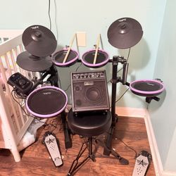 Drum set 