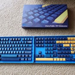 AKKO Macaw PBT keycaps for mechanical keyboards 