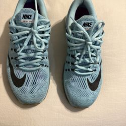  Nike AirMax