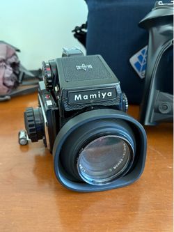 Mamiya M645 with Mamiya-Sekor C 80mm f/2.8 lens
