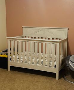 Crib & Mattress