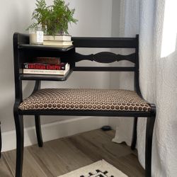 Vintage Gossip Chair