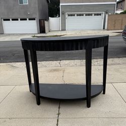Entry / Living Room Table