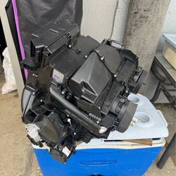 Infiniti QX60 AC and Heater Unit