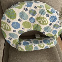 Nursing pillow