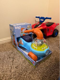 Bluey Keepy uppy ride on push car