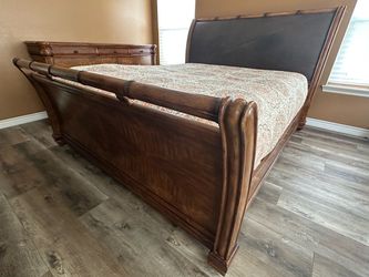 Cal King Schnadig Bedroom Set (Dresser, 2 night stand, Cal King Bed , Dresser Mirror)