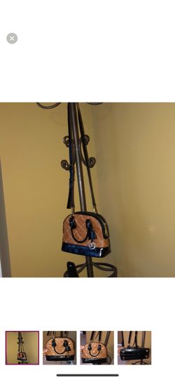 Michael Kors Light Brown And Black Crossbody 