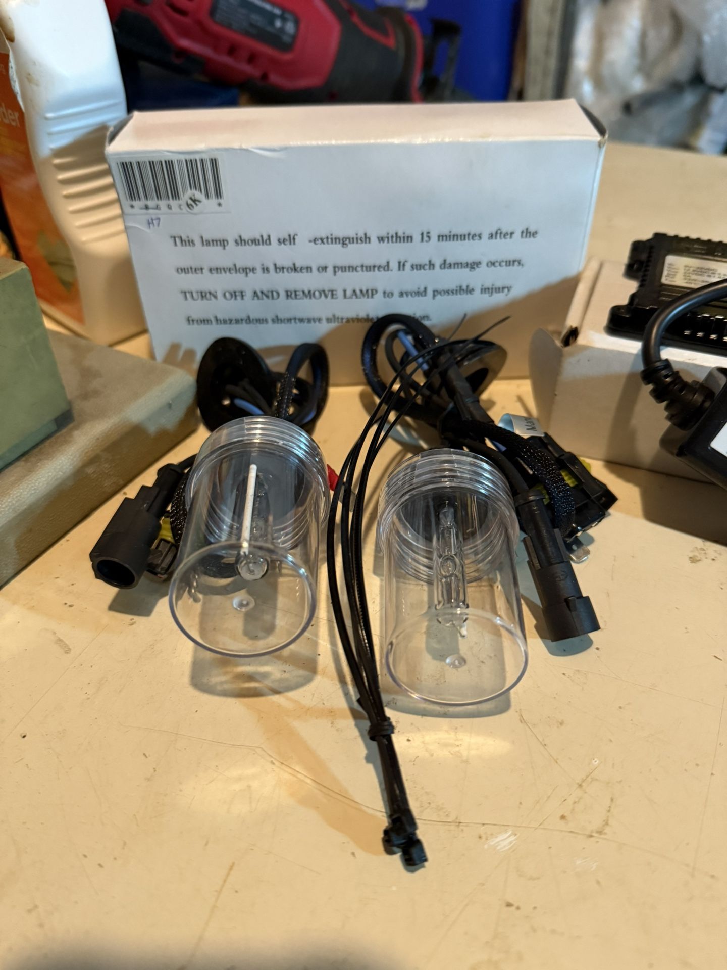 Xenon H7 Subaru HID Headlight Conversion Kit from TRONIZ high-With 35W wattage and a 2 and a 2-bulb design