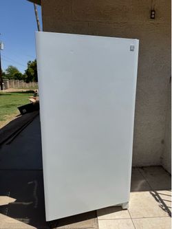 Kenmore stand up deep freezer