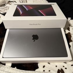 Macbook Pro M2 Pro Chip