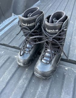 World industries, snowboard boots men’s size 6