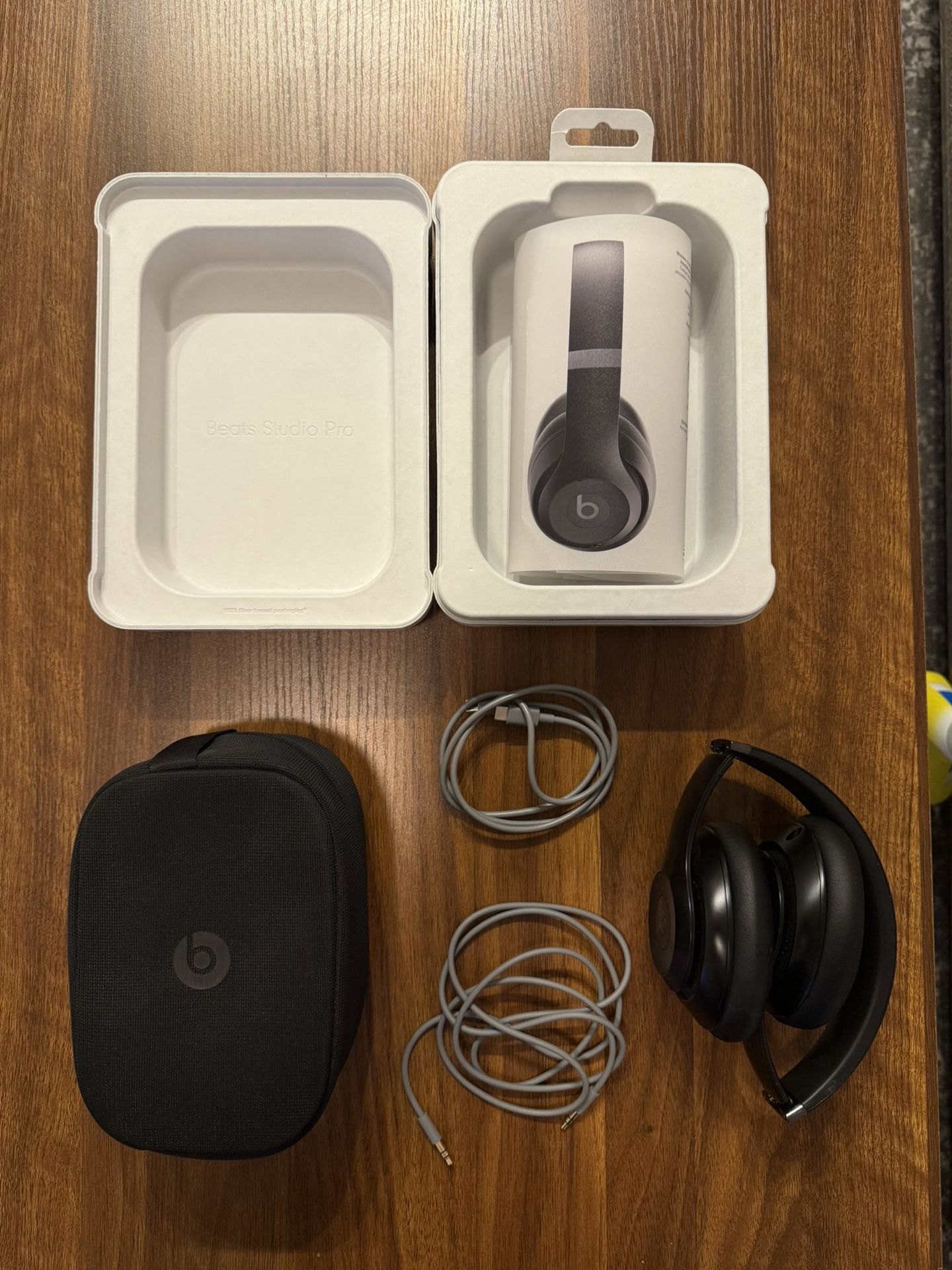 Beats Studio Pro