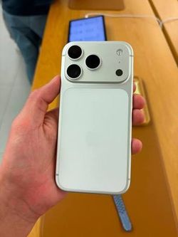 BRAND NEW iPhone 17 Pro Max 1TB