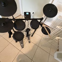 Alesis Drum Set