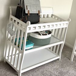 Infant Changing Table with Pad