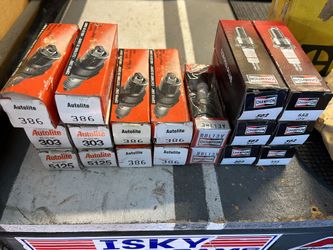 Vintage Spark Plug Lot 