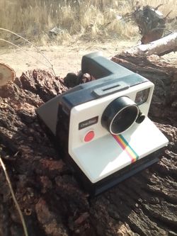 Polaroid camera 4