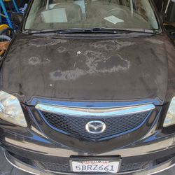 2003 Mazda MPV