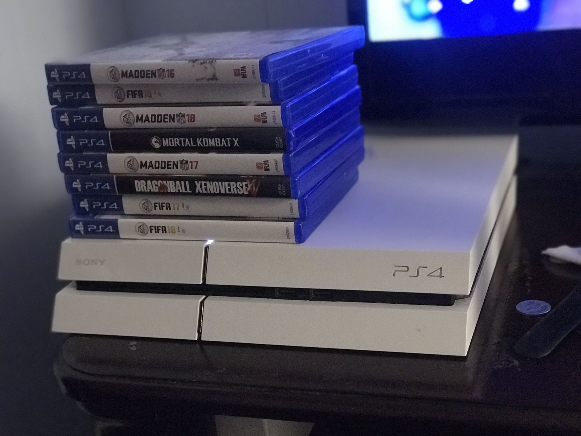 PS4 for sale 500 gbs