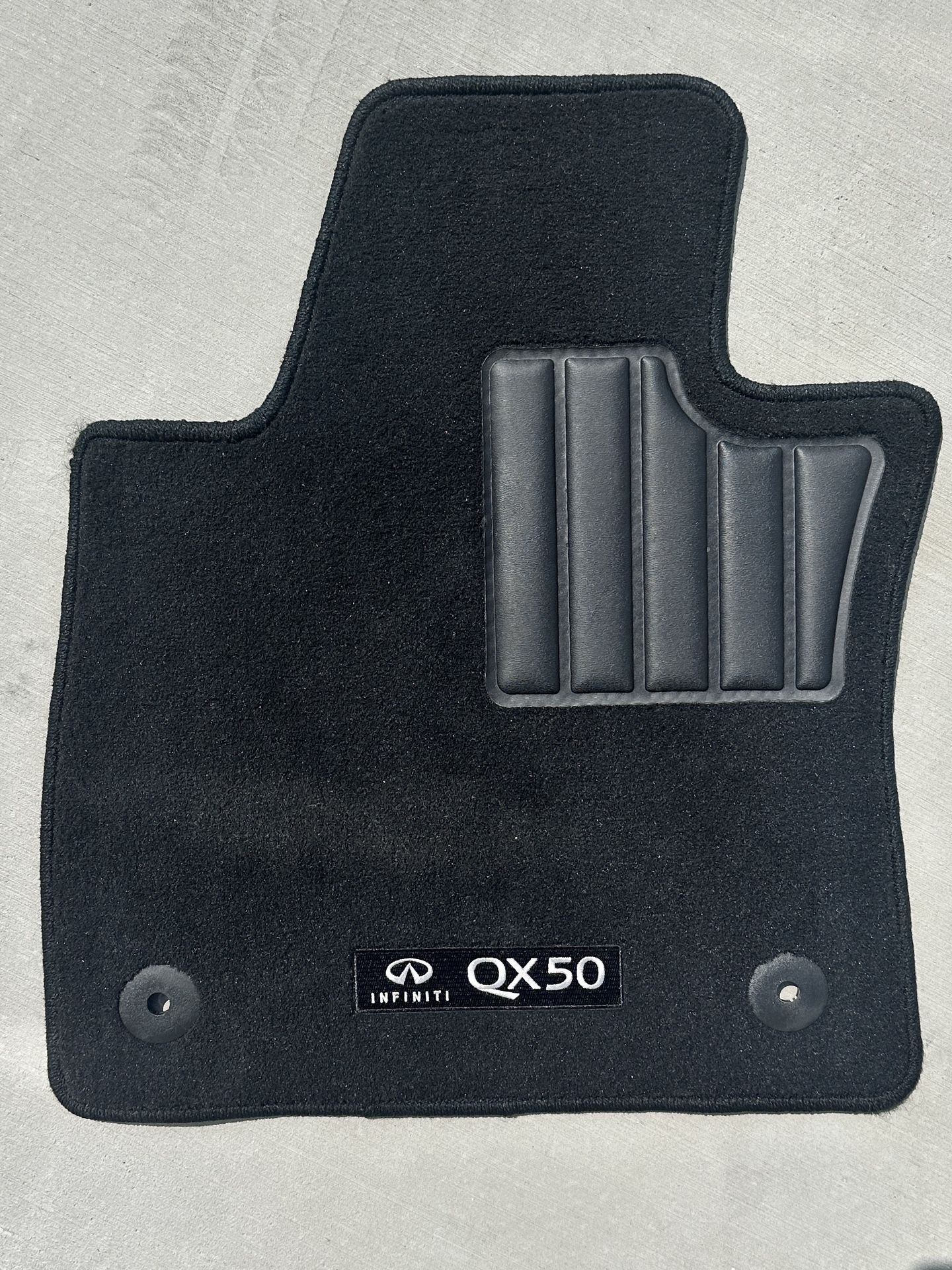 Infiniti QX50 Floor Mats 2019-2024 (All 4 New - Never Used)