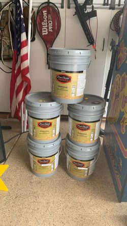 Dunn-Edwards Evershield Exterior Flat Paint 5-Gallon Buckets