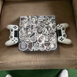 PS4 Slim With 2 Controllers 