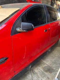 G8 Gt driver door