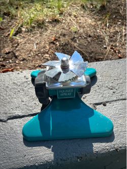 Gilmour Square Sprinkler
