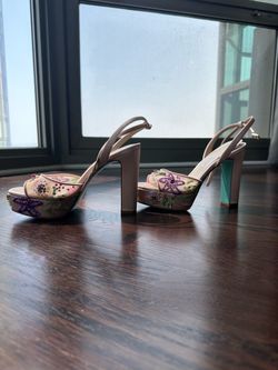Betsey Johnson Size 8 Women’s Shoes