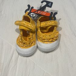 size 4 ten dollars