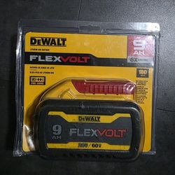 Dewalt 9Ah Flex Battery and 4ah Battery 